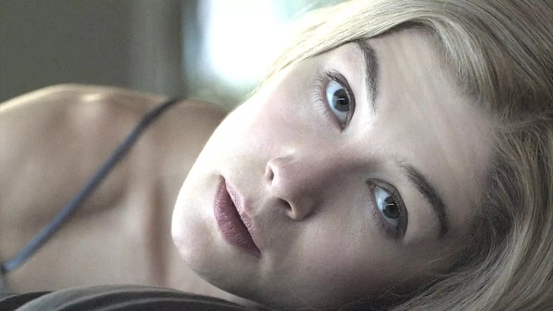 Cô Gái Mất Tích (Gone Girl)